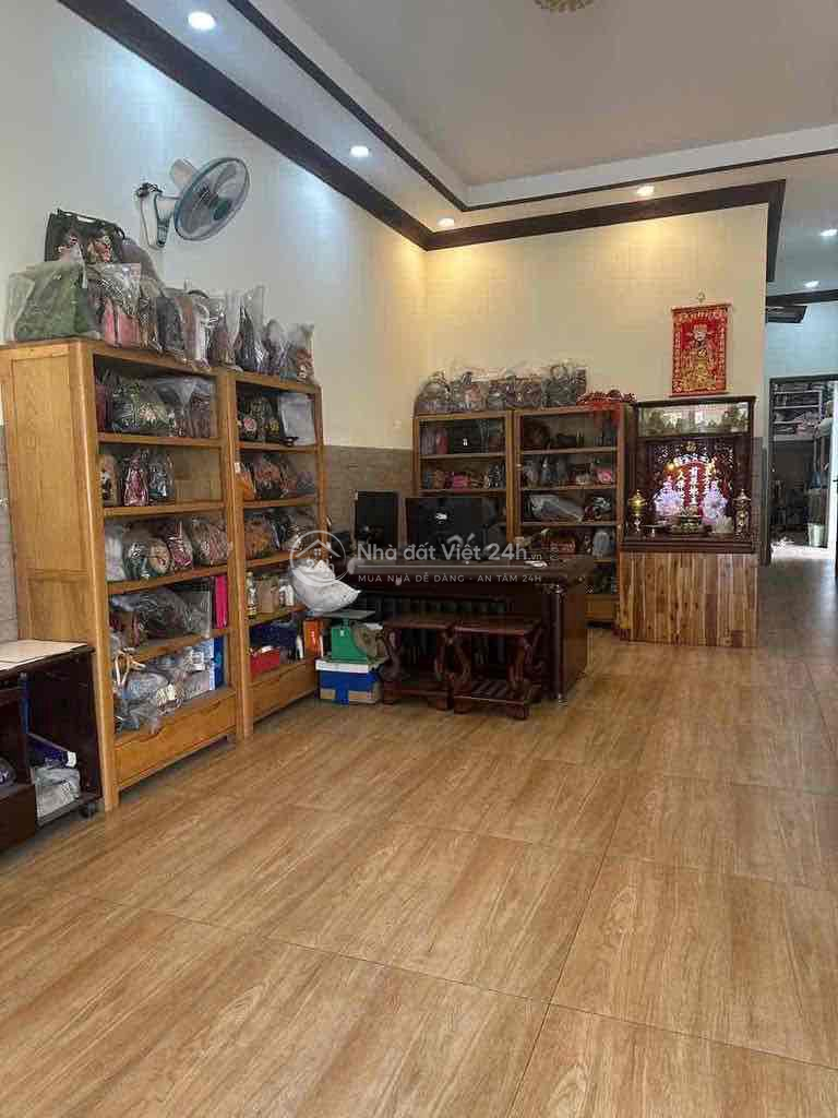 nhà BÁN ngộp bán gấp!