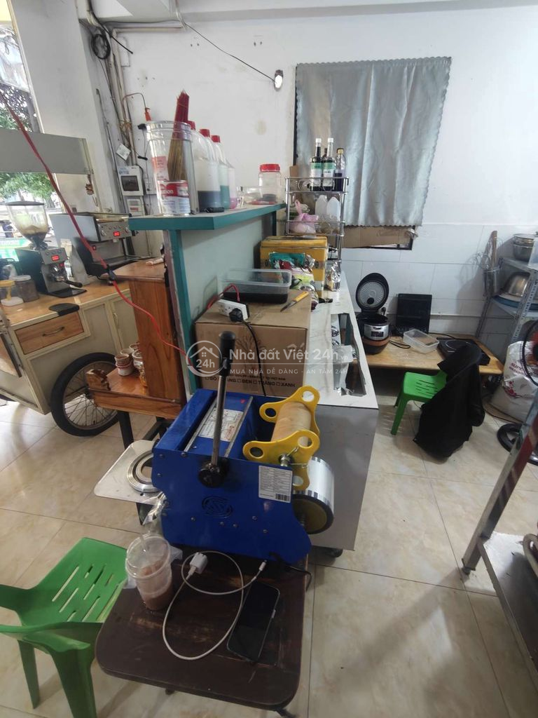 sang quán trà sữa 2 mặt tiền đường D9