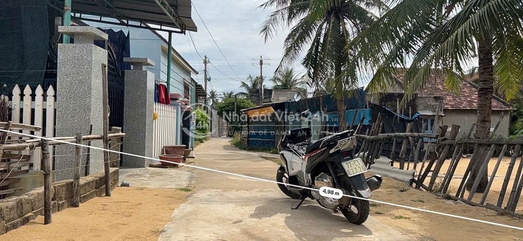 CHÍNH CHỦ BÁN ĐẤT THỔ CƯ SÁT BIỂN HOÀI NHƠN ĐÔNG CHỈ 50M ĐI BỘ RA BIỂN
