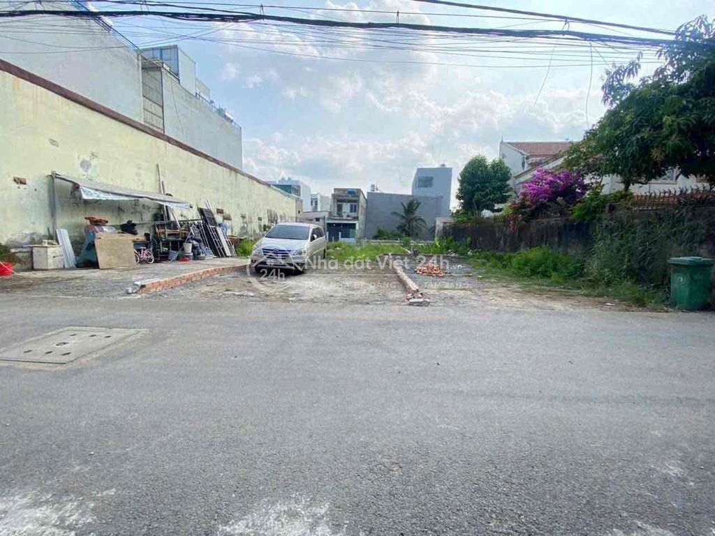 BÁN GẤP ĐẤT NGAY Ds9 ĐƯỜNG THÔNG KDT VẠN PHÚC CITY, CÁCH QL13 200M