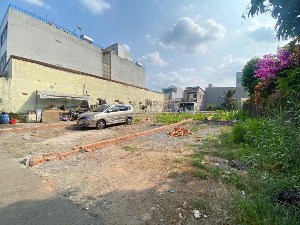 BÁN GẤP ĐẤT NGAY Ds9 ĐƯỜNG THÔNG KDT VẠN PHÚC CITY, CÁCH QL13 200M