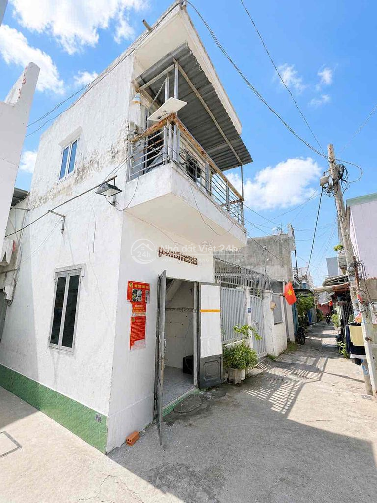 Chính Chủ, Nhà đúc lầu 4,5x17 Lê Văn Khương, kèm 3 phòng trọ