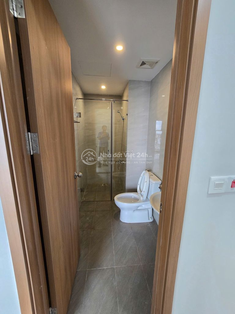 Cần bán căn hộ 2 PN chung cư Legacy Central
