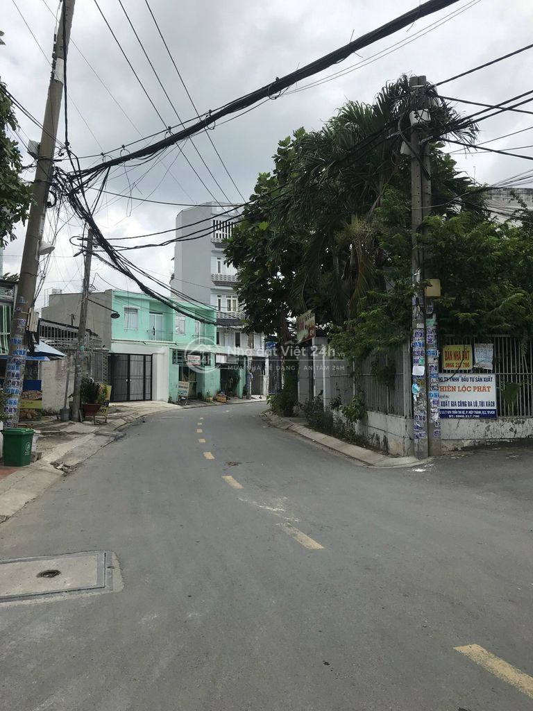 Bán lô đất 850m2 thổ HXH Nguyễn Ảnh Thủ, Hiệp Thành, giá 25.5 tỷ tl