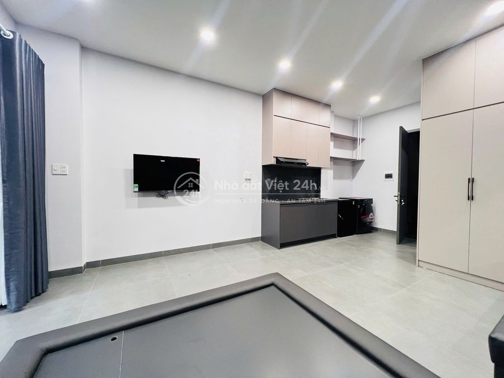 Bóc tem nhà xịn ngay D2D, bước ra khỏi nhà là hàng quán, là chỗ hẹn
