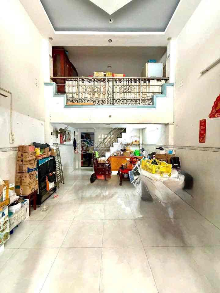 Bán nhà 4 tầng hẻm đẹp 4m Âu Dương Lân P3. Q8