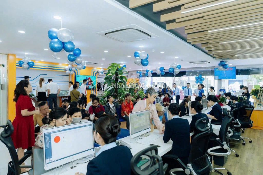 Cho thuê tòa nhà mặt tiền đường Nguyễn Thị Thập - Tân Hưng, Quận 7