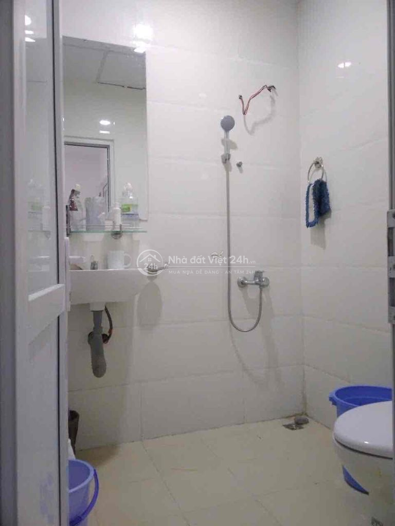 Bán căn hộ 2PN 2WC, Chung cư Bình Phú 2 (không nội thất)