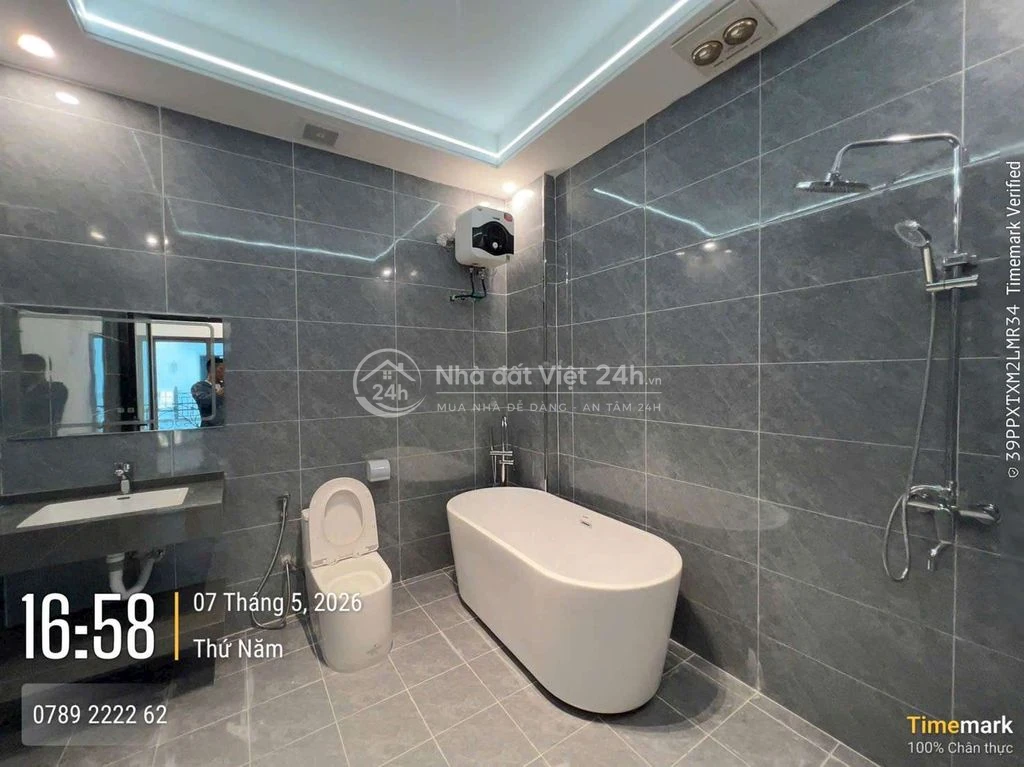Cần bán căn nhà xây mới 4 tầng ô tô đỗ cửa tại cá chép Vĩnh Khê