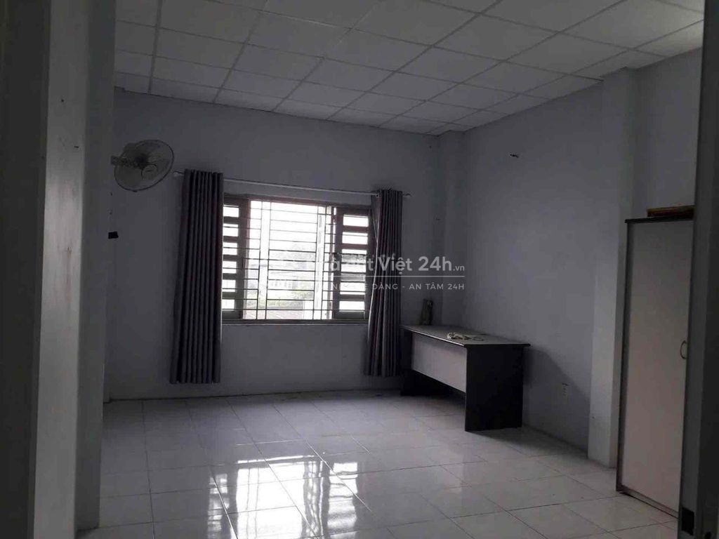 Bán nhà 2 tầng Thới An Q12, 68m2 (4x17m), sát Gò Vấp, hẻm riêng biệt,