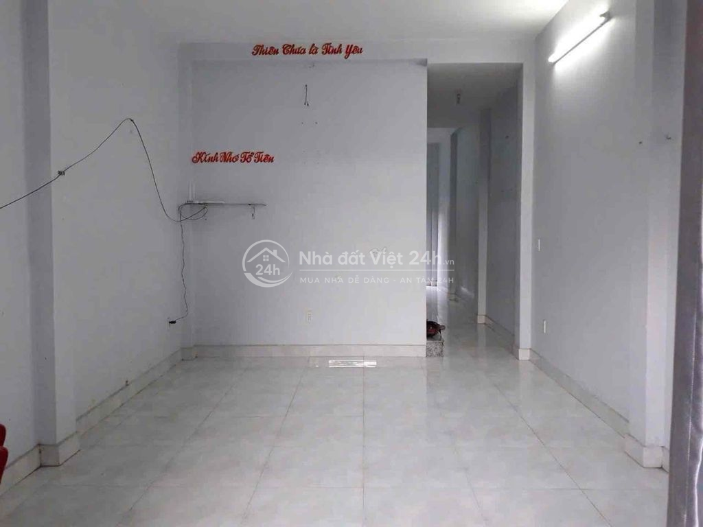 Bán nhà 2 tầng Thới An Q12, 68m2 (4x17m), sát Gò Vấp, hẻm riêng biệt,