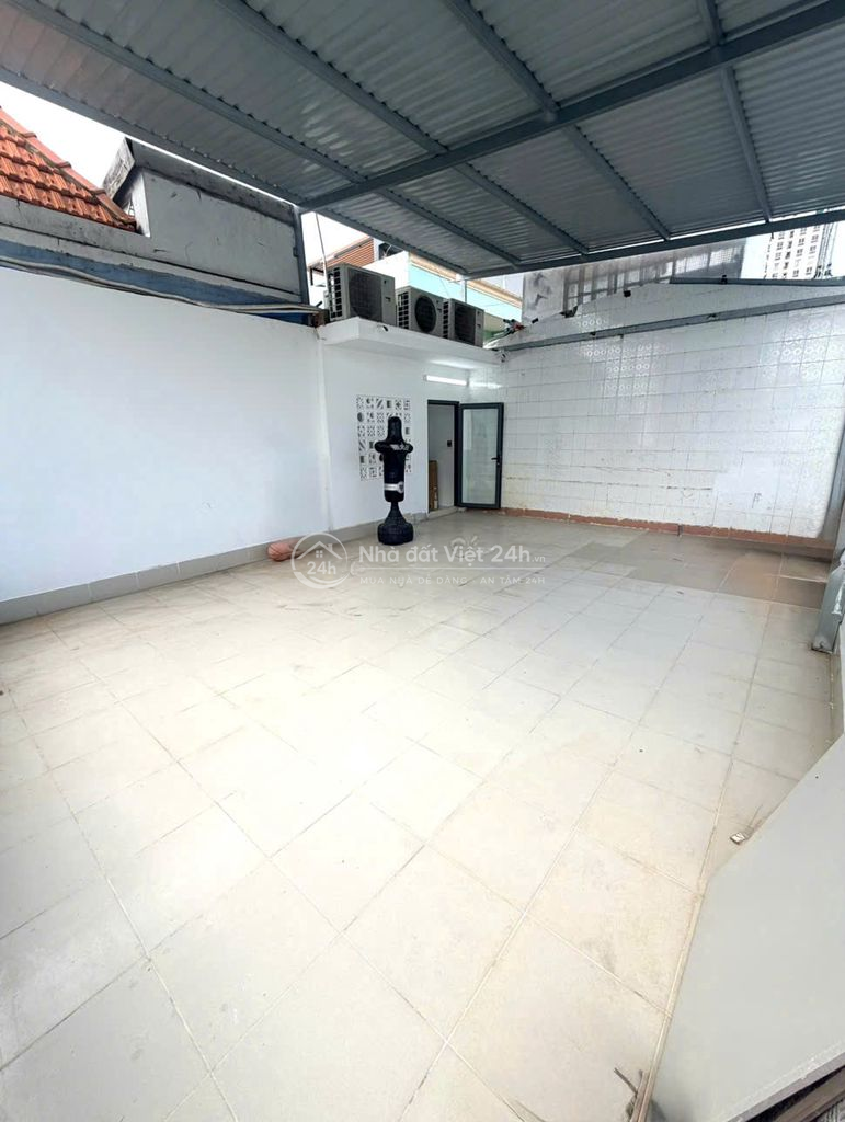 Bán nhà mới đẹp hẻm xe tải - đường Mai Xuân Thưởng. 4 tầng lầu.