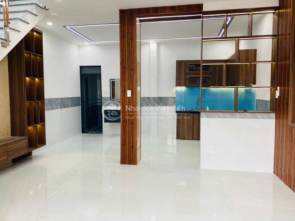Hàng hiếm. nhà SHR ở p. Dĩ AN. chỉ nhỉnh 2ty