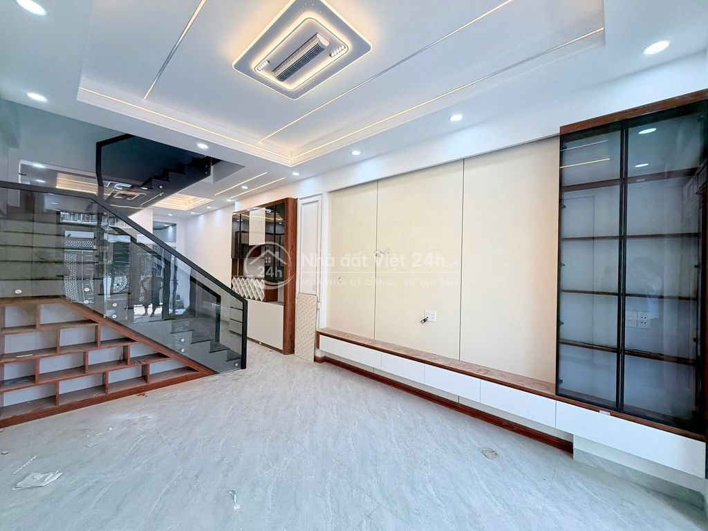 Bán đất gần cây xăng 26 cty Changshin giá 950 triệu, nhà 1,68 tỉ