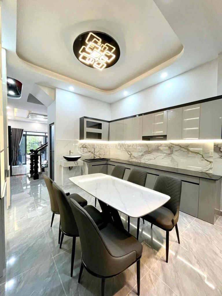 QUẬN 7 - 4 TẦNG MỚI - XE HƠI VÀO NHÀ - NGAY HOÀNG QUỐC VIỆT - HƠN 7TỶ