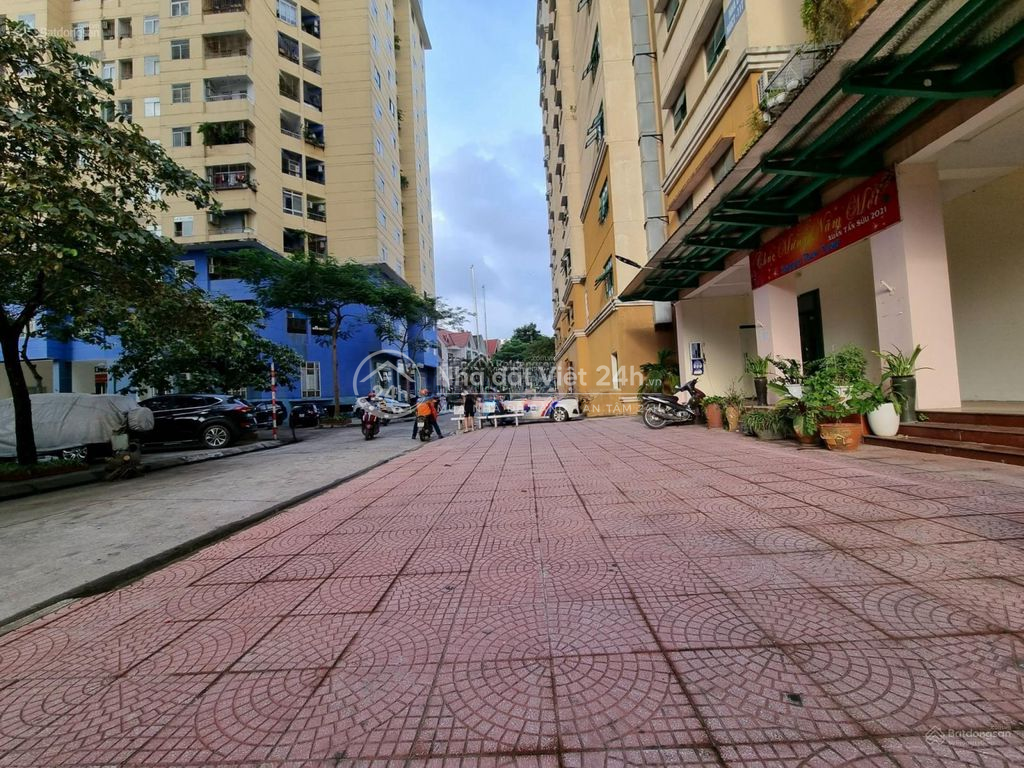 Cần bán gấp căn hộ chung cư Mỹ Đình 122m2, 3PN full nội thất nhỉnh 7