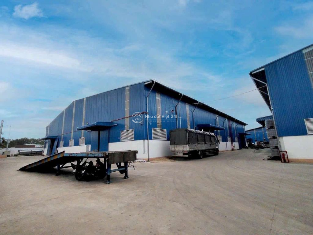 Cho thuê xưởng 6.000m2.Trong khu CN Bình Dương.Giá 2,9 usd/ m2