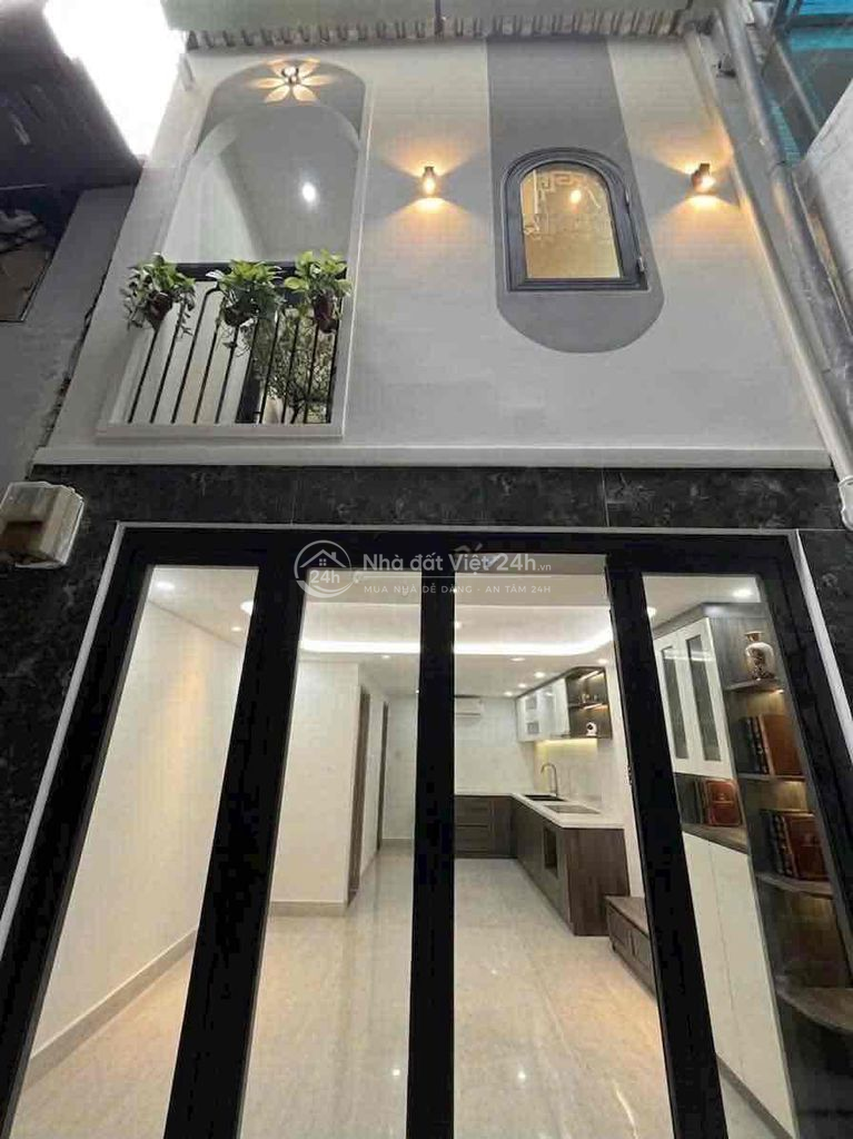 BÁN NHÀ MỚI ĐỐI NGAY NGAY CỔNG BV CHỢ RẪY