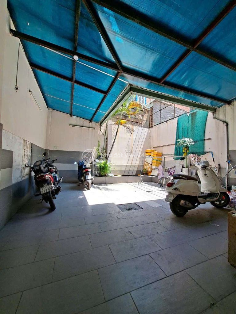 Gấp bán nhà 4 Tầng 6,1×27 Đường ô tô 685/ Xô Viết Nghệ Tĩnh