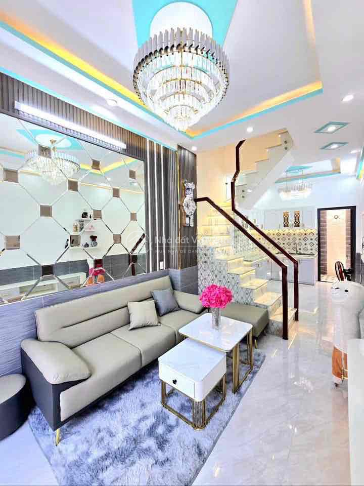 nhà 2 lầu , có sổ hồng gần cầu Phú Xuân, 2 tỷ 680tr
