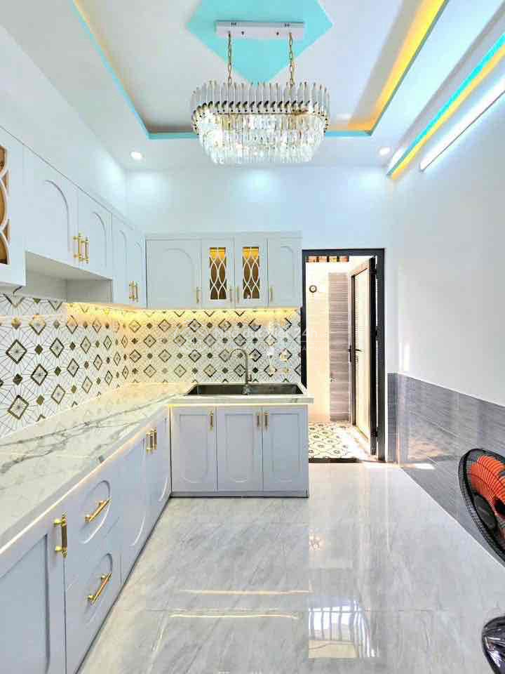  nhà 2 lầu , có sổ hồng gần cầu Phú Xuân, 2 tỷ 680tr  