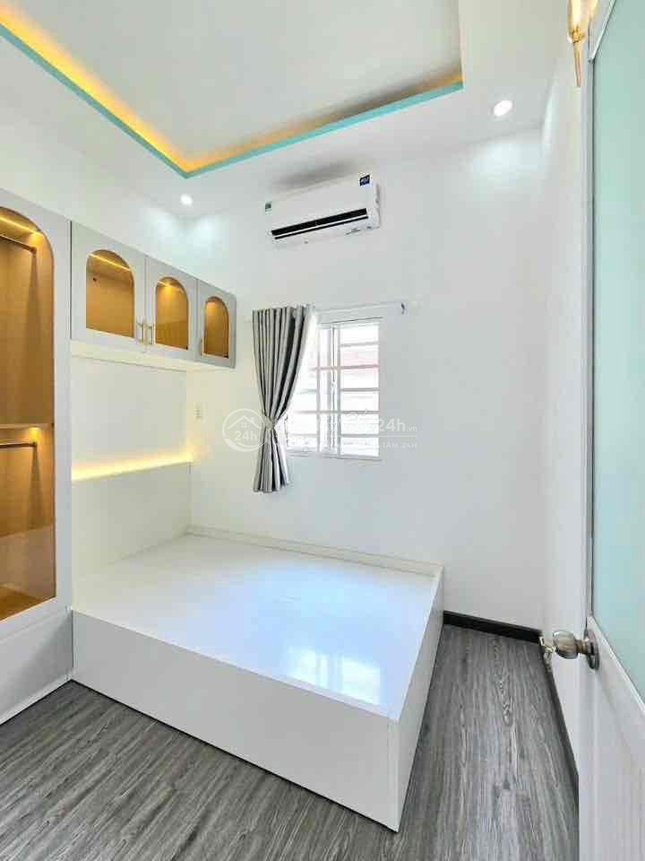  nhà 2 lầu , có sổ hồng gần cầu Phú Xuân, 2 tỷ 680tr  