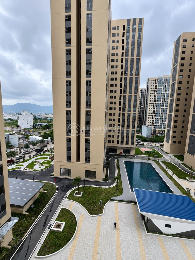 Chính chủ gửi bán căn 2PN toà CT10, view hồ bơi, đã có sổ, hỗ trợ vay