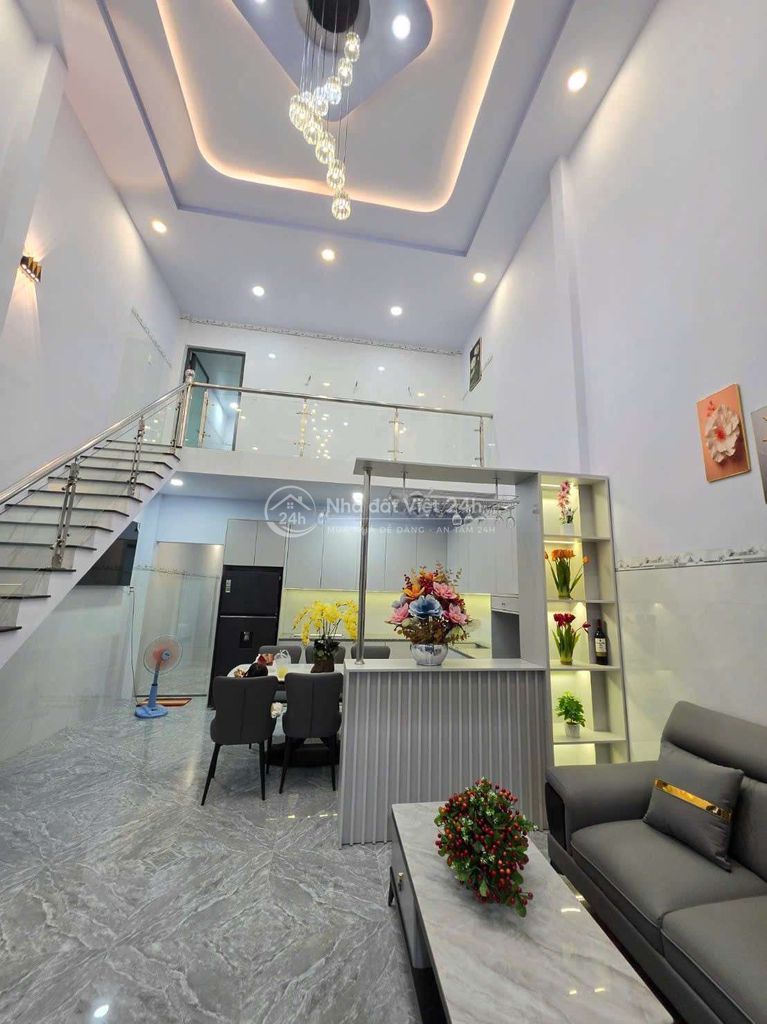 NHÀ P. PHÚ TÂN MỚI 100% 3PN 4WC HẺM OTO
