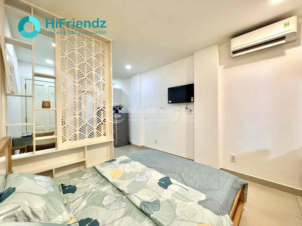 CHDV Thang Máy sát UEH,KHTN, STU full nội thất - Cửa sổ lớn