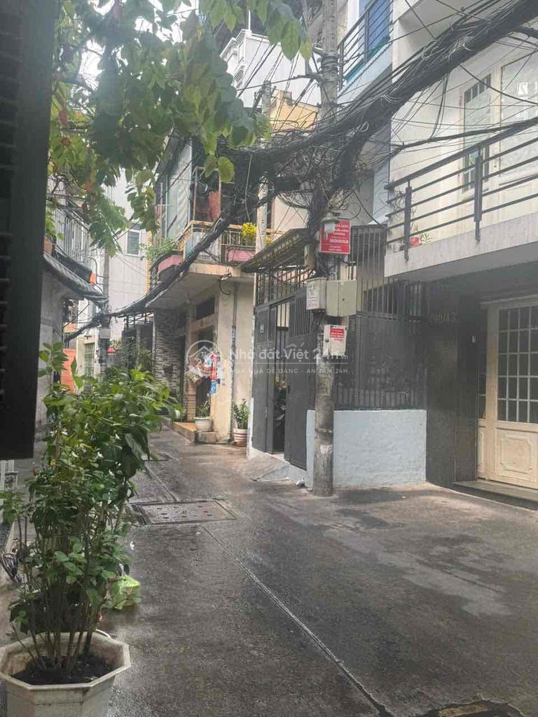 nhà riêng 2 tầng, DTSD 52m2, hẻm chính ra Lý Thái Tổ ,