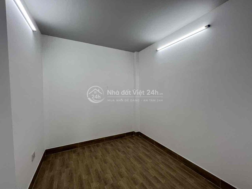 NGÃ TƯ VƯỜN LÀI - 60M2 ĐẤT, 3  tầng - 4pn- 3,390 TỶ.
