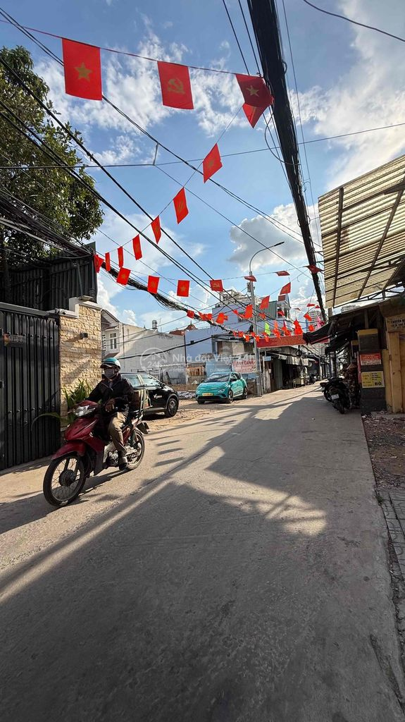 bán nhà hẽm xe hơi huỳnh tấn phát 50tr/m2 sát cầu phú xuân