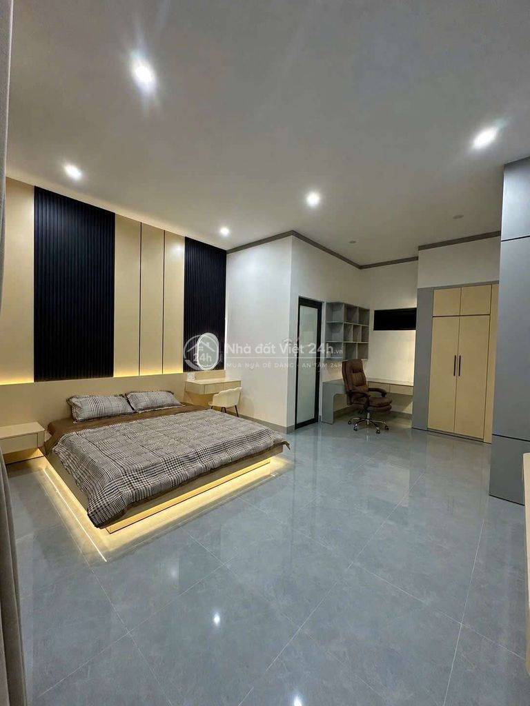 BÁN NHÀ MỚI HẺM 2 ÔTÔ THOẢI MÁI