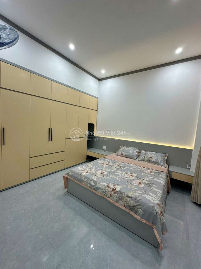BÁN NHÀ MỚI HẺM 2 ÔTÔ THOẢI MÁI
