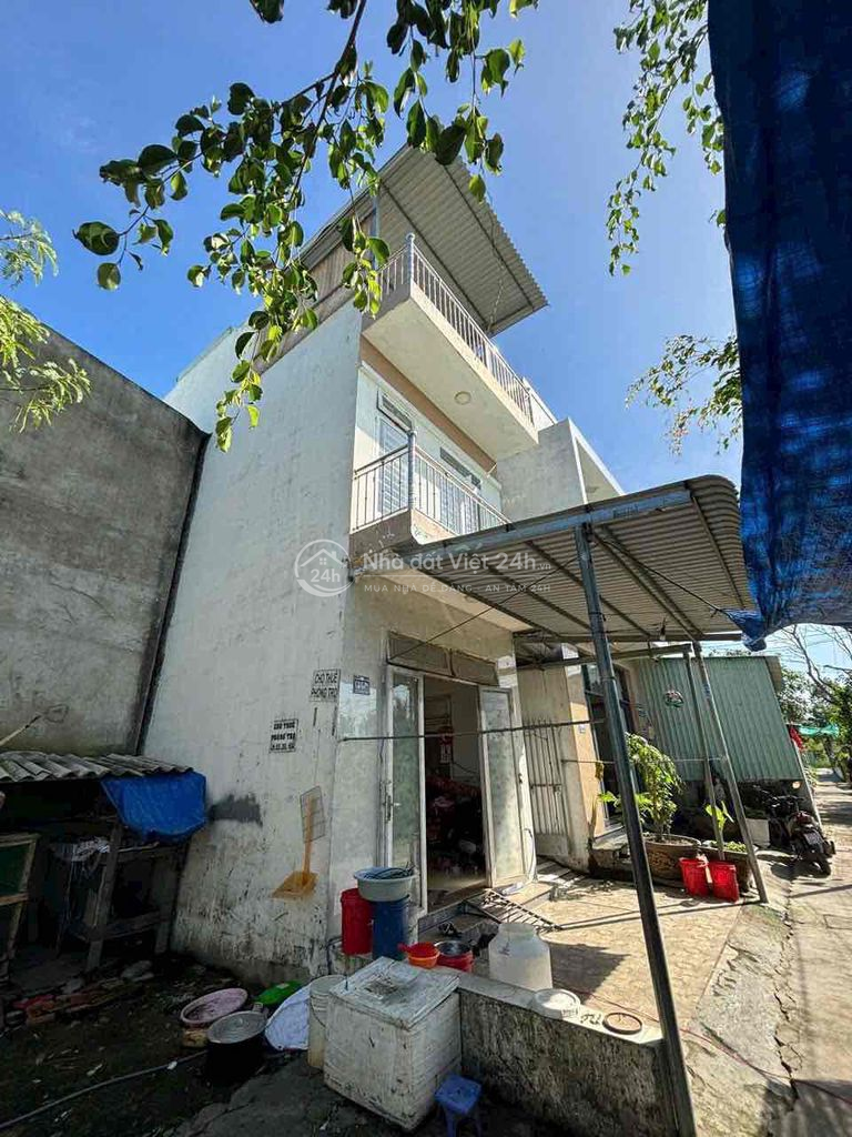 Bán Nhà Tặng 3 Phòng Trọ Xã Bình Chánh