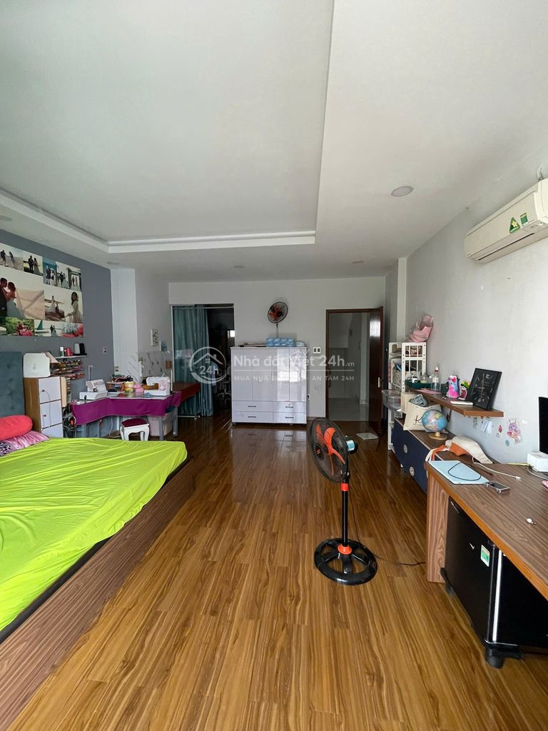 Siêu Hót Nhà Ngang 5m, Vạn Phúc City 16 Tỷ 800, Sổ Hồng, kế trường học