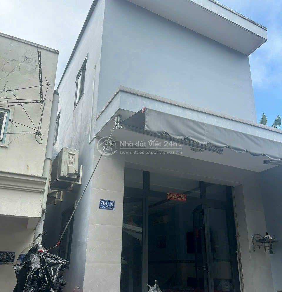 Cần bán nhà đường tên lửa ( nhỏ ) , khu dân cư thăng long
