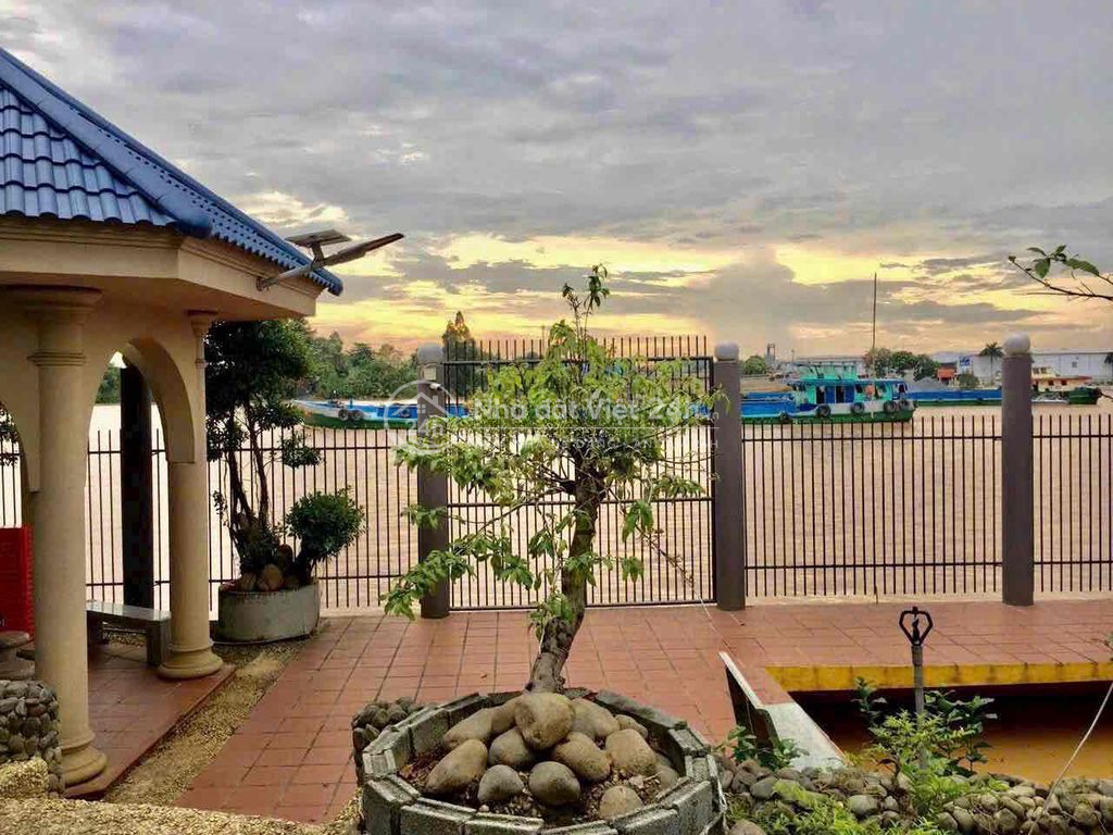 Cho Thuê Nhà Vườn Sinh Thái - View Sông Tuyệt Đẹp- Bình Hoà - Vĩnh Cửu