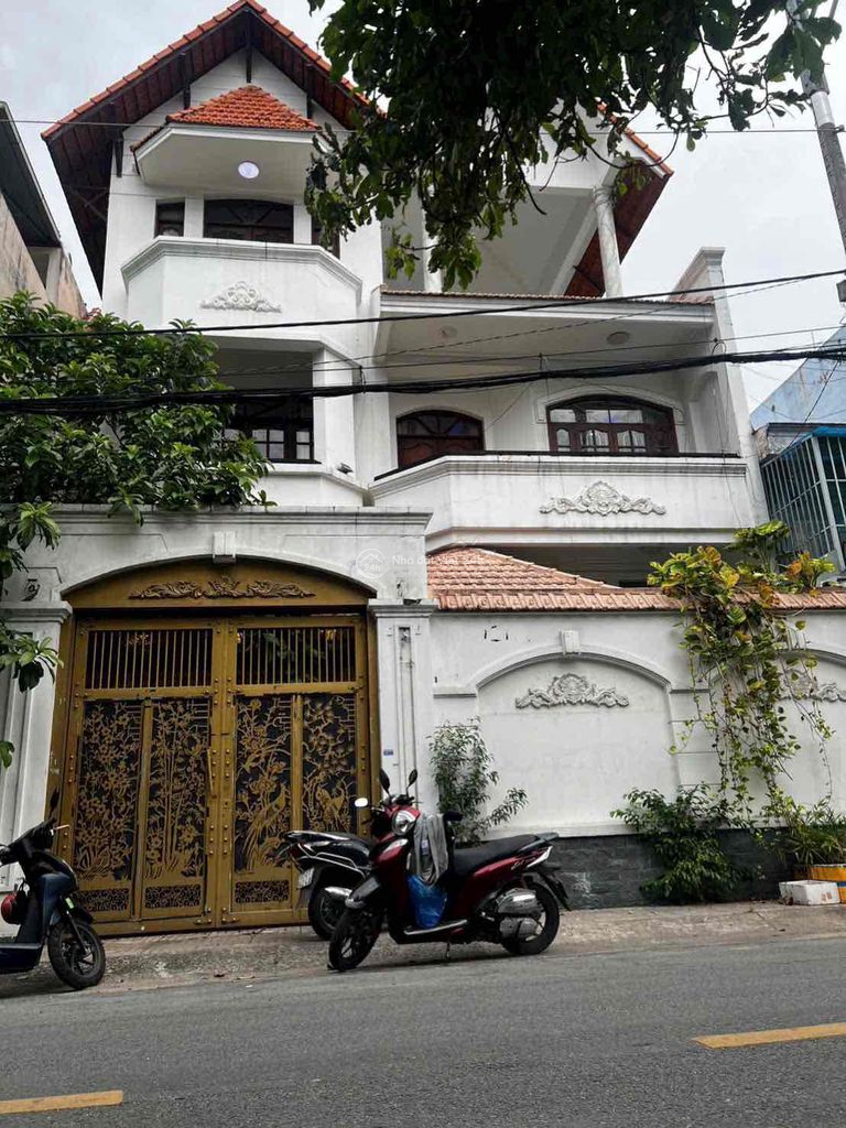 NHÀ BIỆT THỰ CHO THUÊ