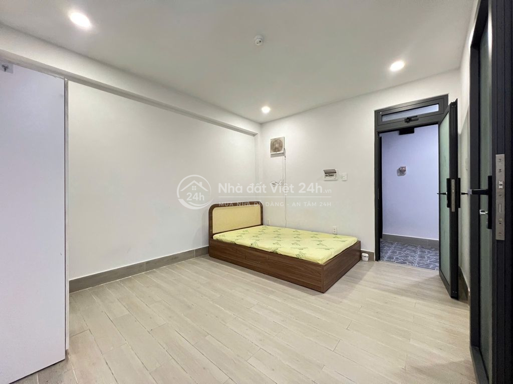 SIÊU PHẨM BAN CÔNG LOTTE NGUYỄN VĂN LƯỢNG ĐH IUH VLU FULL NT MỚI 100%
