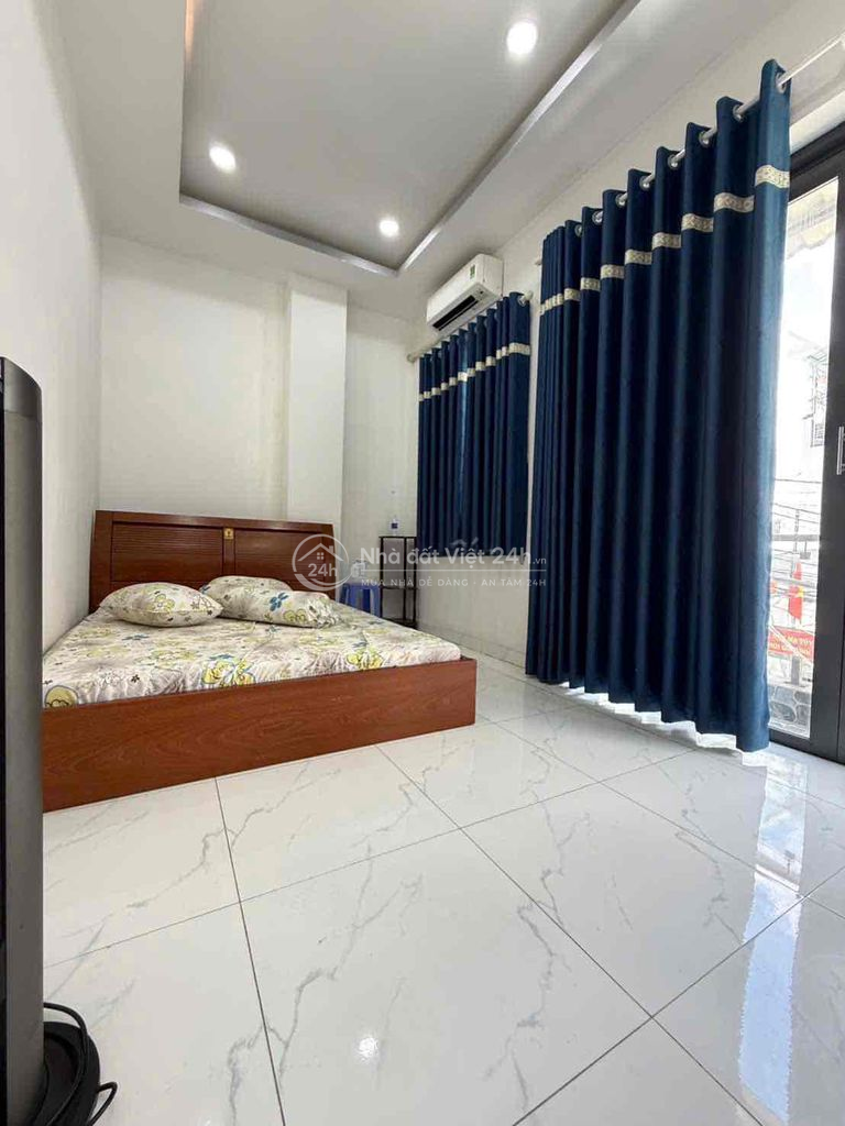 chính chủ gửi Bán nhà mới đẹp y hình sổ đẹp. ko huy hoạch