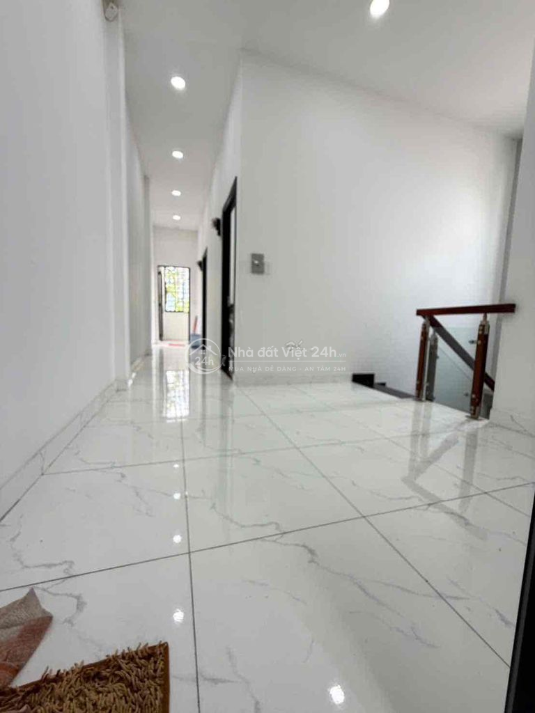 chính chủ gửi Bán nhà mới đẹp y hình sổ đẹp. ko huy hoạch