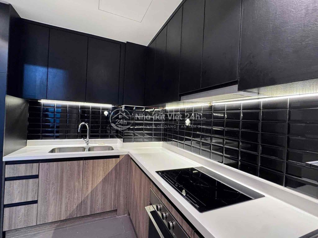 Gía Đáy! Sổ hồng, 1tỷ.960/ full căn rộng, 49m2 có lầu Hoàng Văn Thụ