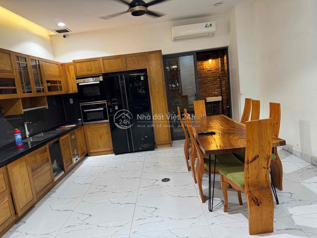 Nhà nguyên căm 5x22m Hầm 4 lầu, 5pn - 1mb - ST  tại Vạn Phúc City