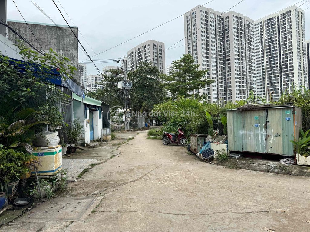 Bán đất đối diện Vinhomes Grand Park – 71m² – đường 7m – chỉ 3,8 tỷ