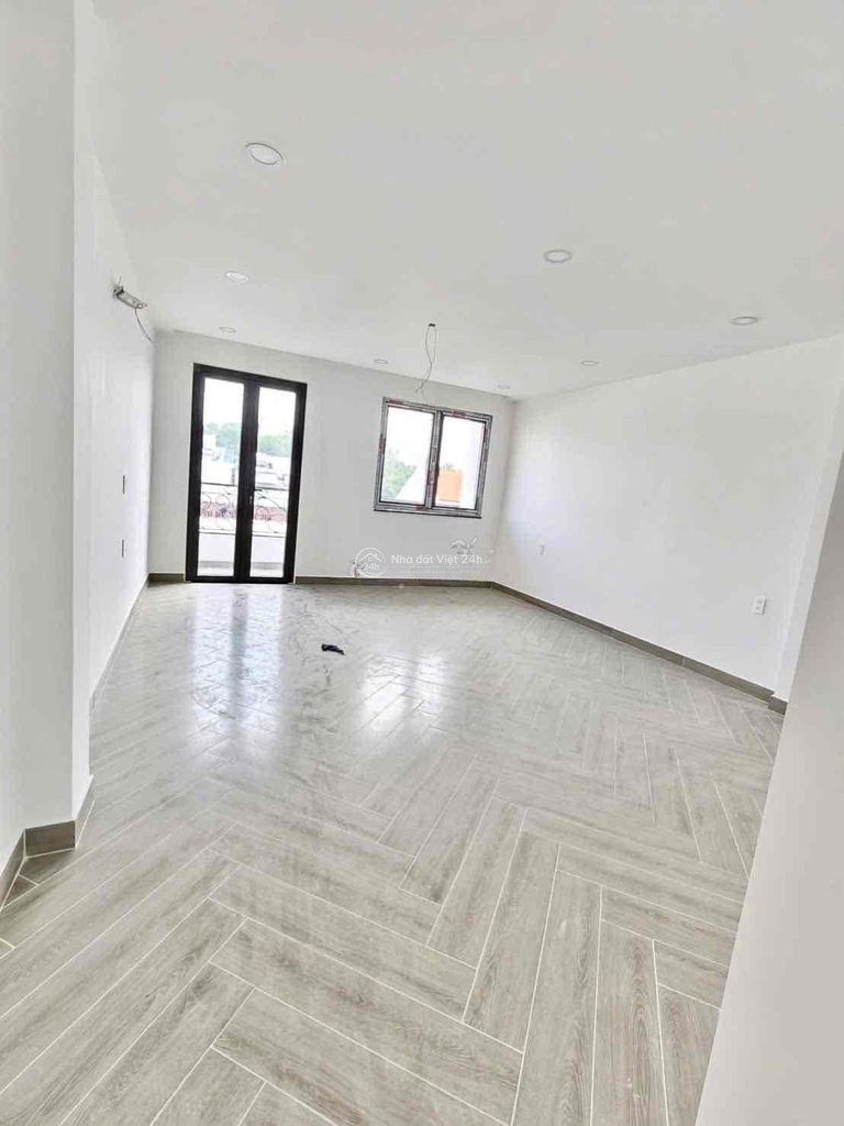 Nhà 25trieu MT kinh doanh 4x20m KC 3,5tấm đoạn đẹp nhất đsố 1 tên lửa