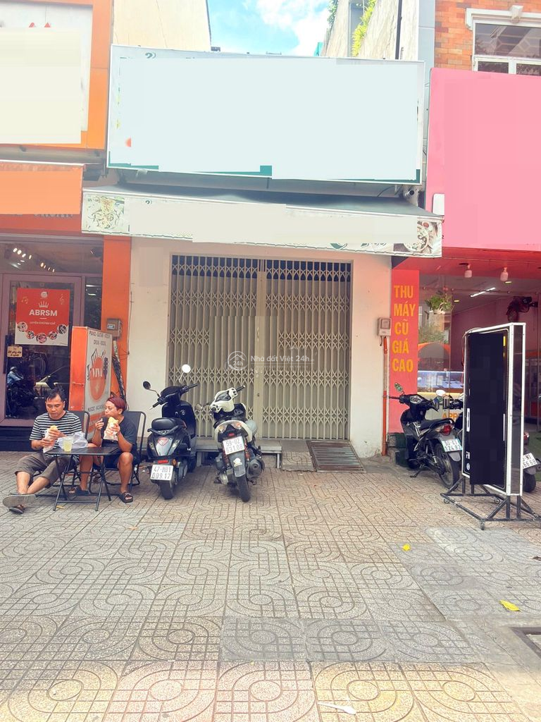 Mặt Tiền TÂN SƠN NHÌ vỉa hè rộng 4x18, 1 trệt, 1 gác giá rẻ