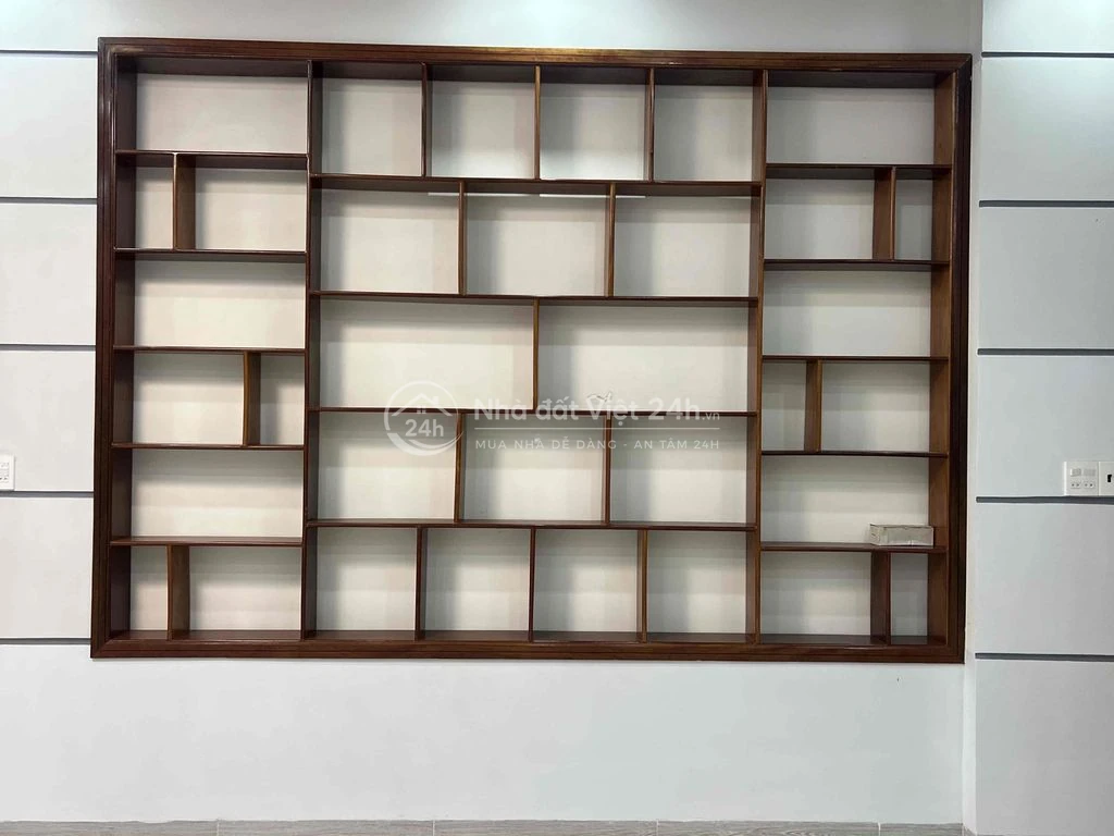 Nhà Mới 4 Tầng trục chính Đường D1 Lộ 30m Kdc Hồng Loan Block đầu