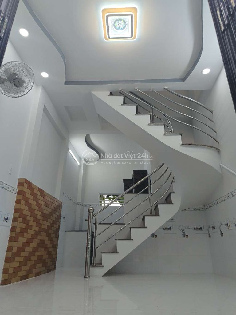 Bán nhà 1 lầu 2/ngắn đường Tân Thới Hiệp 06 P.Tân Thới Hiệp Quận 12