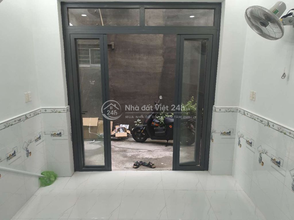 Bán nhà 1 lầu 2/ngắn đường Tân Thới Hiệp 06 P.Tân Thới Hiệp Quận 12